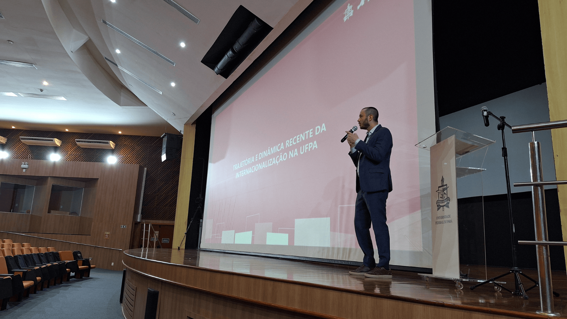 UFPA debate estratégias de internacionalização para o novo PDI 2026-2035