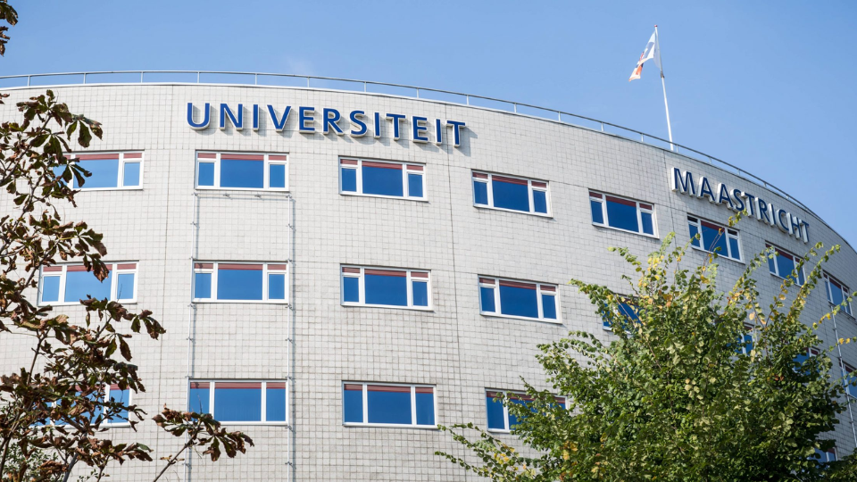 Maastricht University oferece bolsas integrais para mestrado nos Países Baixos